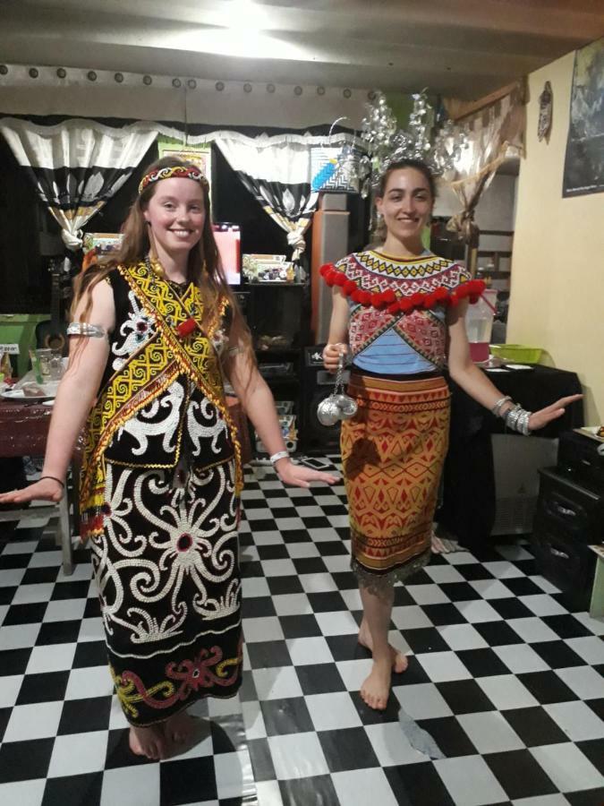 Mulu D Cave Homestay Exteriér fotografie